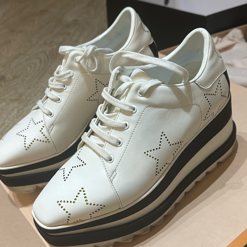 100% AUTHENTIC. Stella McCartney Elyse Platforms.